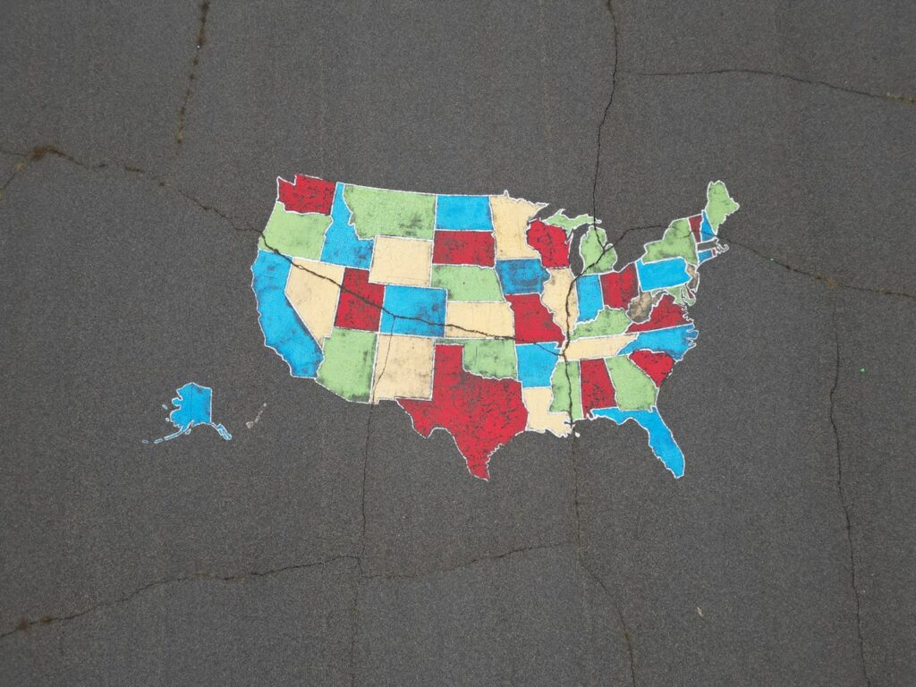 Map of the US drawn with chalk